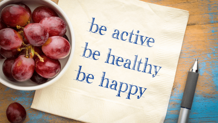 7 healthy habits for working from home for freelancing moms.