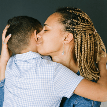 How to Build Offers That Support Your Life blog featured img - launch an online offer